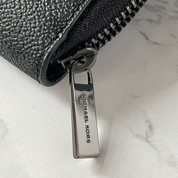 MICHAEL KORS BLACK PVC TECH TRAVEL MENS WALLET BLACK PVC LOGO WALLET NEW - Picture 3 of 12